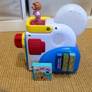 Fisher-Price Storybook Projector - Red, Blue, Yellow